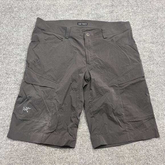 Arc'teryx Shorts Mens 38 Gray Nylon Stretch Outdoor Hiking Lightweight Logo - Picture 1 of 12